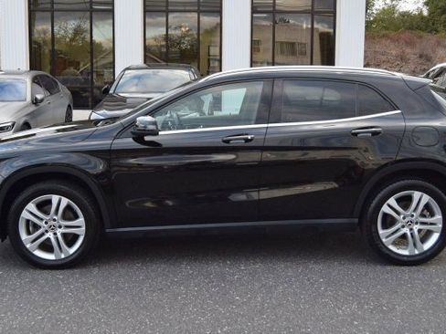 Used 2020 Mercedes-Benz GLA 250 4MATIC image 3