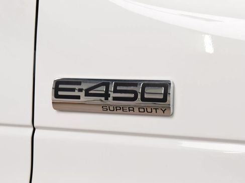 Used 2023 Ford E-450 and Econoline 450 Super Duty w/ Power Windows & Locks Group RWD image 8