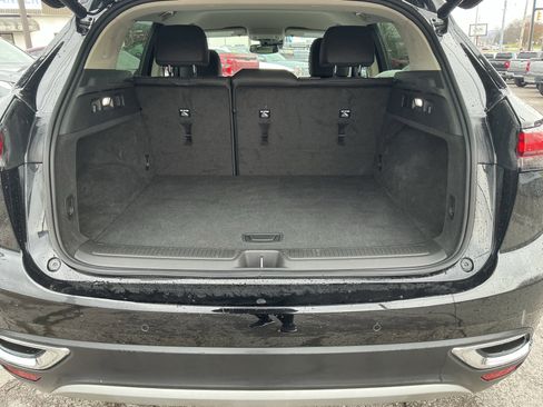 Used 2023 Buick Envision Essence image 5