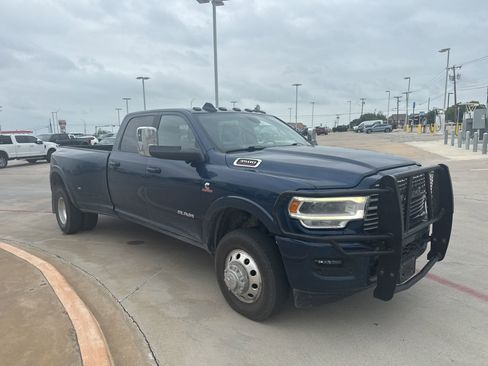Used 2020 RAM 3500 Laramie image 3