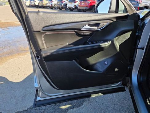 Used 2023 Buick Envision Essence image 20