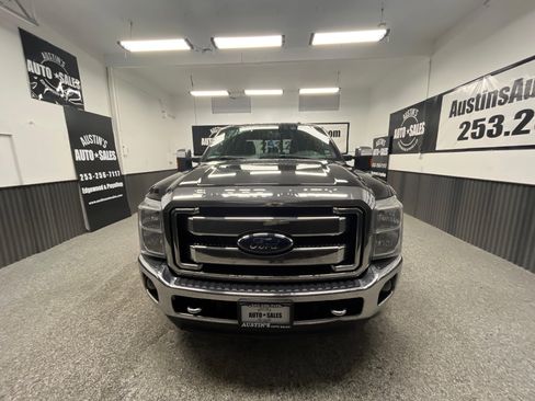 Used 2015 Ford F250 Lariat w/ Lariat Ultimate Package image 5