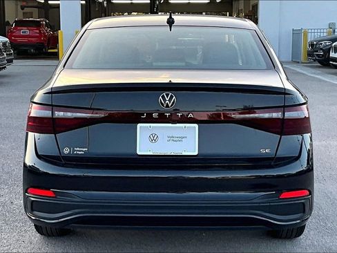 New 2026 Volkswagen Jetta SE image 6