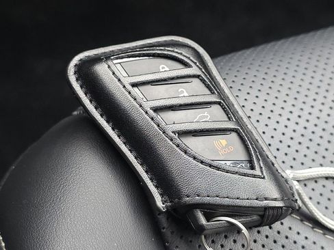 Certified 2024 Lexus ES 300h Ultra Luxury image 33