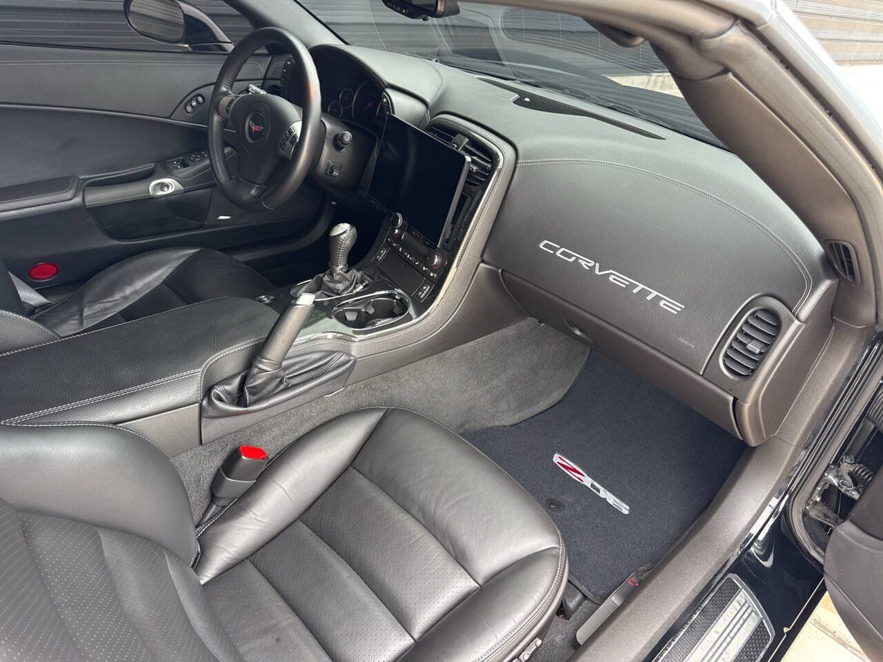 Used 2011 Chevrolet Corvette Z06 RWD image 38