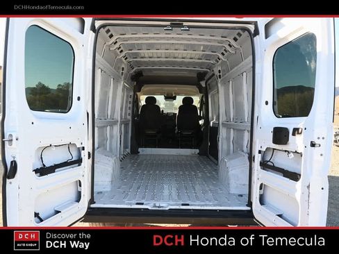 Used 2023 RAM ProMaster 2500 image 21