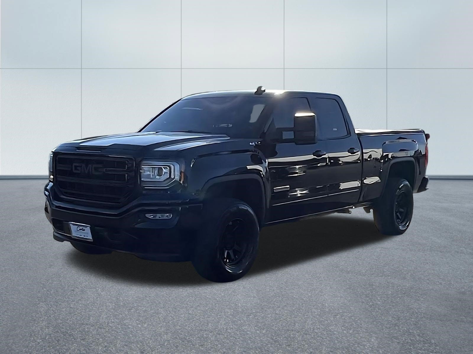 Used 2017 GMC Sierra 1500 4x4 Double Cab w/ Elevation Edition image 3