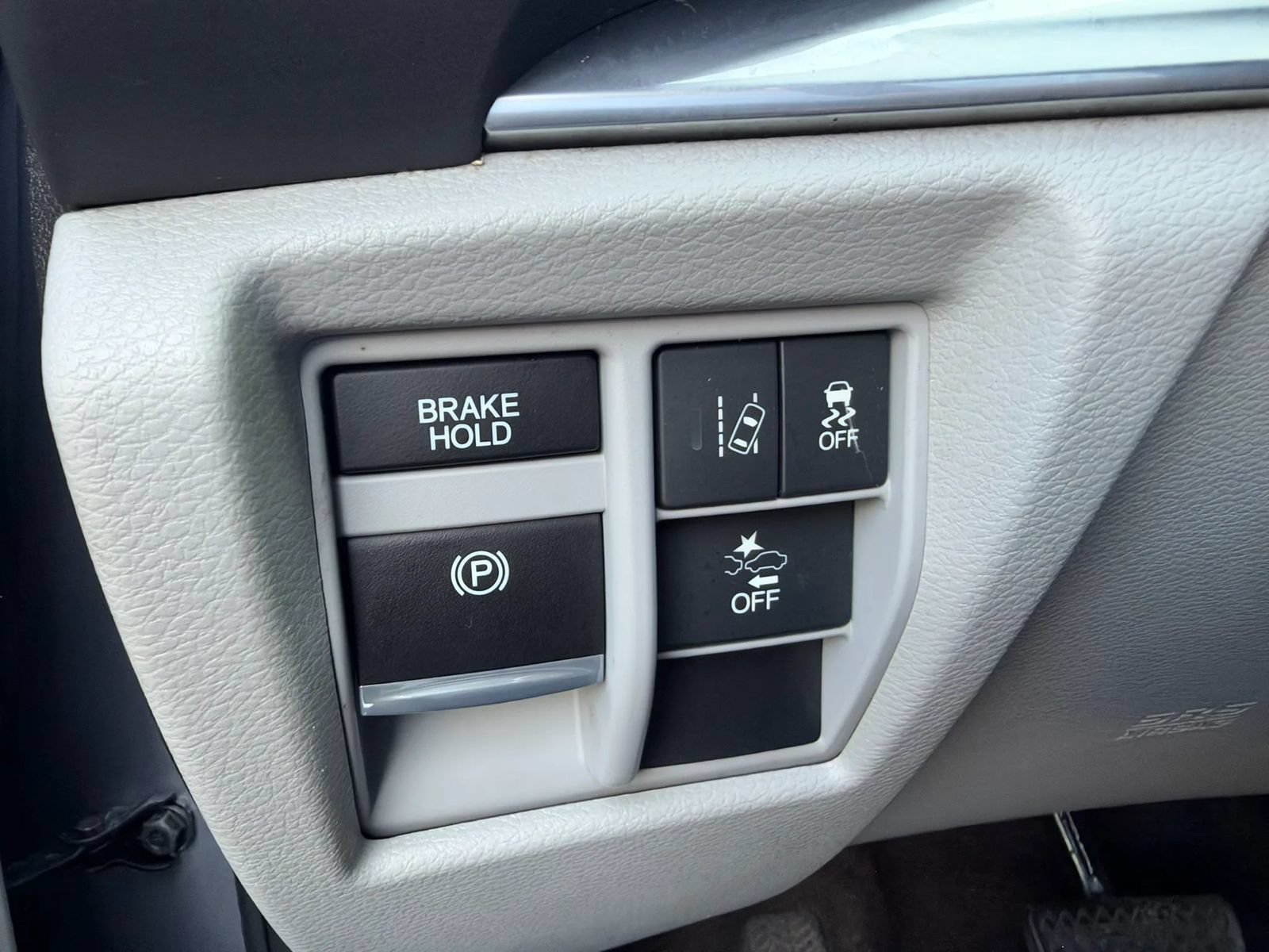 Used 2017 Acura MDX SH-AWD image 21
