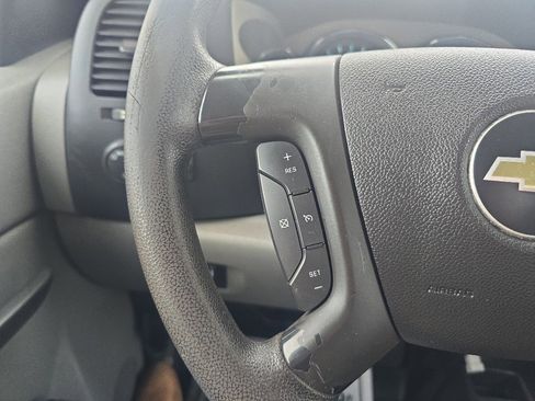 Used 2014 Chevrolet Silverado 3500 W/T w/ Snow Plow Prep Package image 23