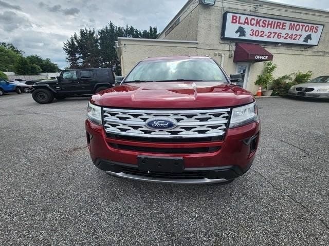 Used 2019 Ford Explorer XLT w/ Equipment Group 202A AWD/4WD image 2