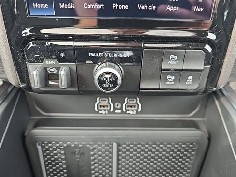 New 2026 RAM 1500 Big Horn AWD/4WD image 44