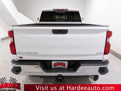 Used 2023 Chevrolet Silverado 2500 LTZ w/ LTZ Plus Package image 4