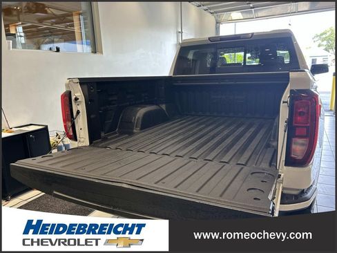 Certified 2023 GMC Sierra 1500 Elevation w/ Preferred Package AWD/4WD image 15