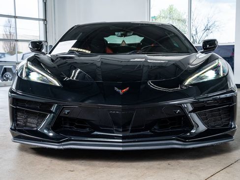 Used 2023 Chevrolet Corvette Stingray Preferred Cpe w/ Z51 Performance Package image 3