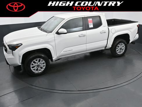 New 2026 Toyota Tacoma SR5 RWD image 27