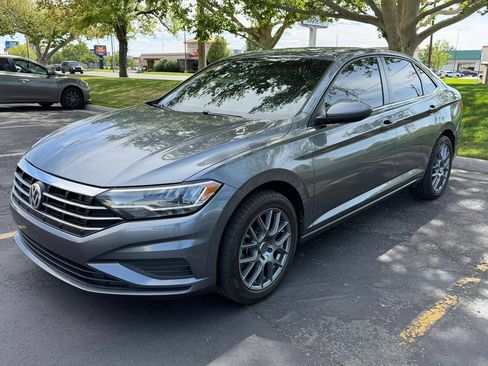 Used 2021 Volkswagen Jetta S w/ Driver Assistance Package FWD image 3