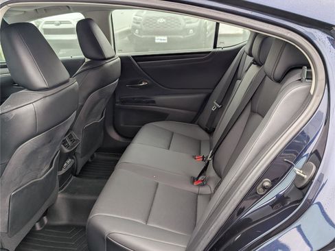 Used 2022 Lexus ES 350 w/ Premium Package image 14