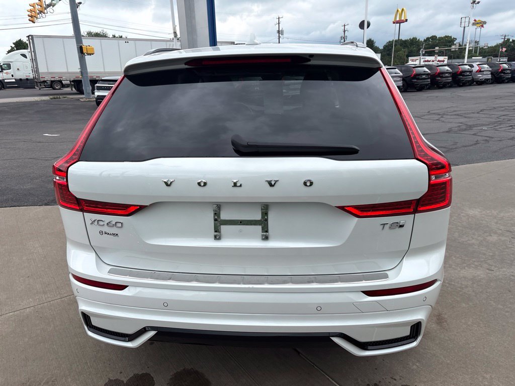 Certified 2025 Volvo XC60 T8 Plus w/ Protection Package Premier AWD/4WD image 7