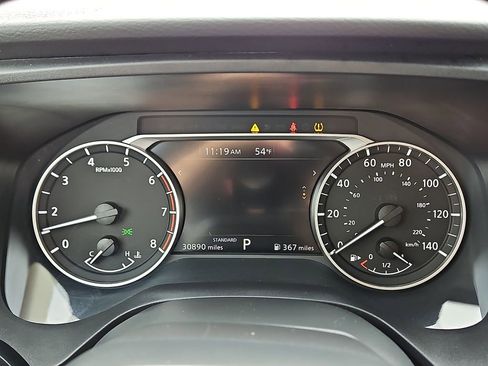 Used 2025 Nissan Rogue SV FWD image 22