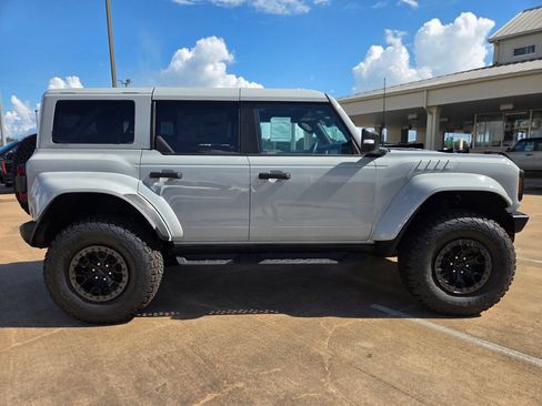 New 2026 Ford Bronco Raptor w/ Interior Carbon Fiber Pack AWD/4WD image 4