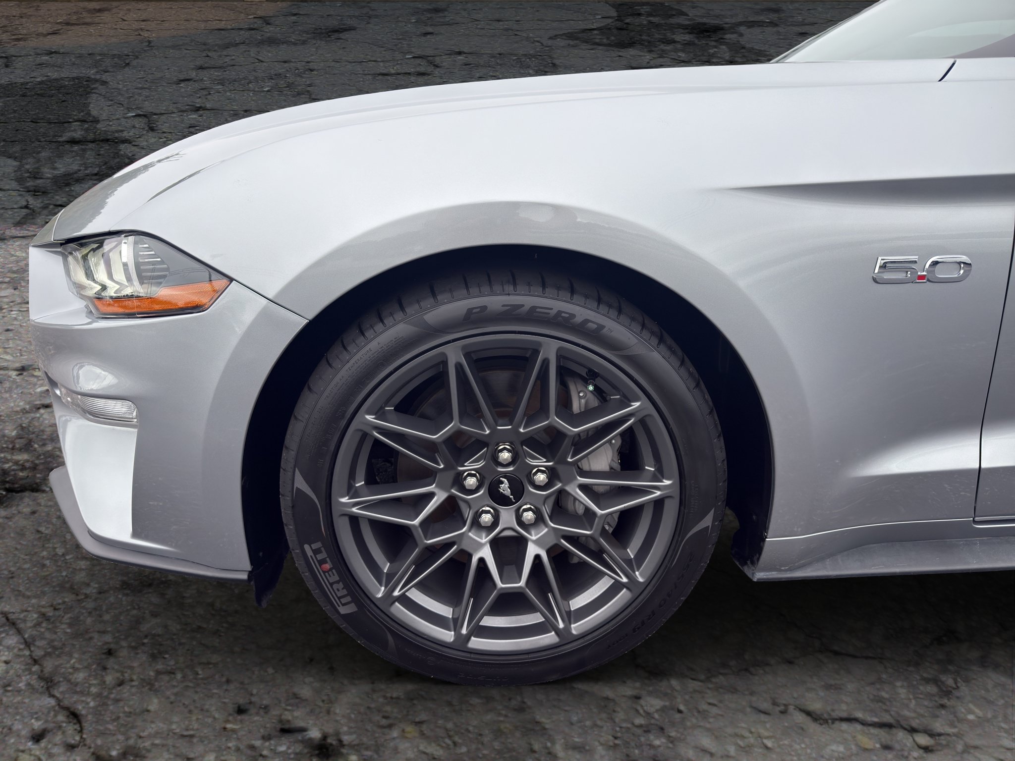 Used 2021 Ford Mustang GT RWD image 14