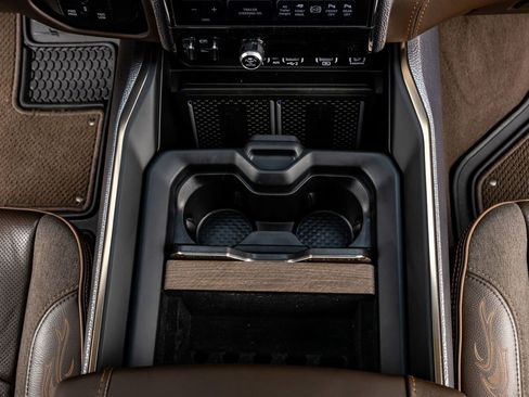 Used 2025 RAM 3500 Longhorn image 26