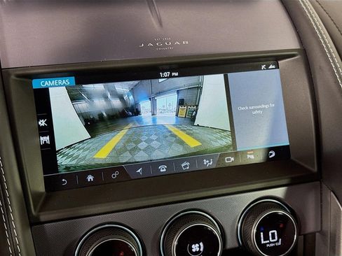 Certified 2023 Jaguar F-TYPE R AWD/4WD image 17