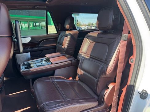 Used 2019 Lincoln Navigator L Black Label w/ Cargo Package image 23