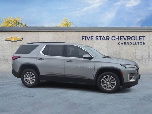 Certified 2023 Chevrolet Traverse LT image 8