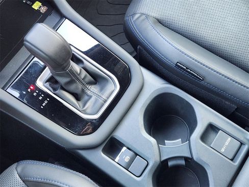 Certified 2025 Subaru Forester Limited image 15