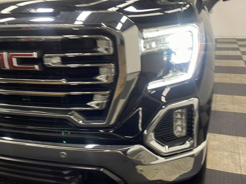 Used 2020 GMC Sierra 1500 SLT w/ SLT Premium Plus Package AWD/4WD image 27