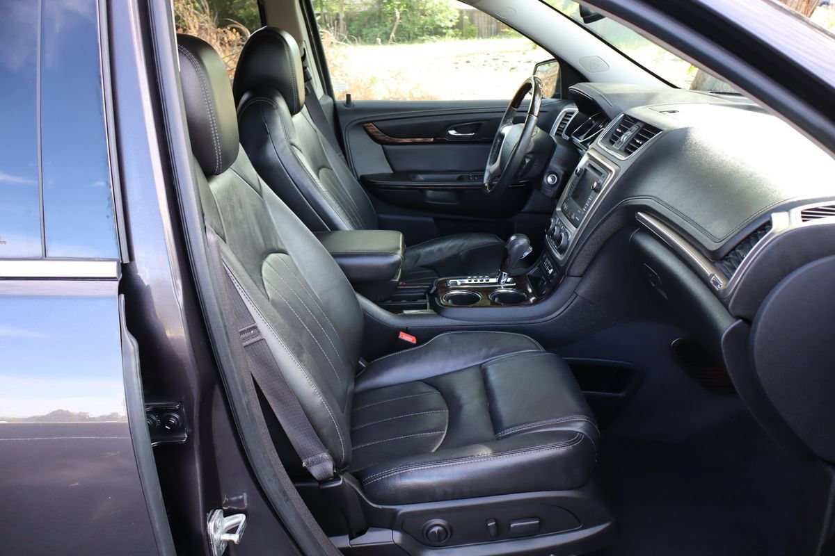 Used 2015 GMC Acadia Denali AWD/4WD image 24