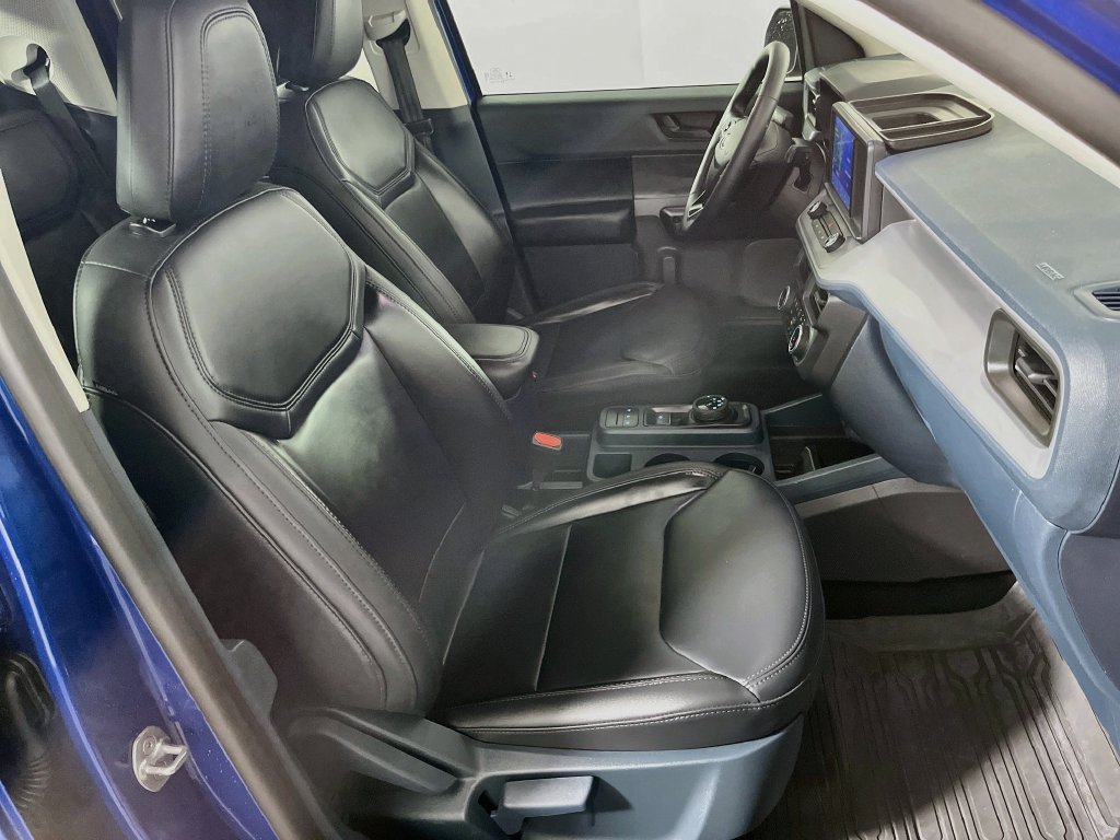 Used 2024 Ford Maverick Lariat w/ Black Appearance Package FWD image 30