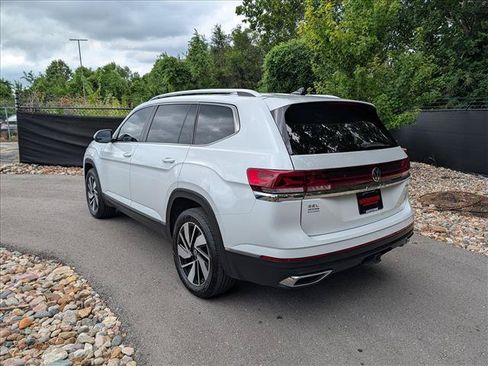 Certified 2024 Volkswagen Atlas SEL AWD/4WD image 3