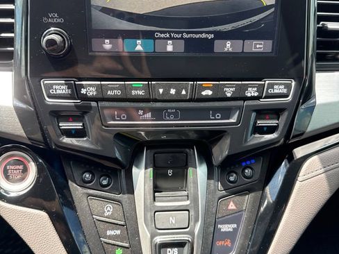 Used 2019 Honda Odyssey Elite image 16