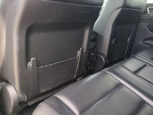 Used 2019 Jeep Grand Cherokee Limited w/ Luxury Group II AWD/4WD image 18