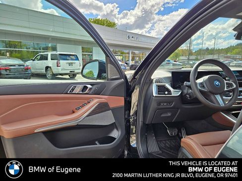 New 2026 BMW X5 xDrive50e w/ M Sport Package image 23