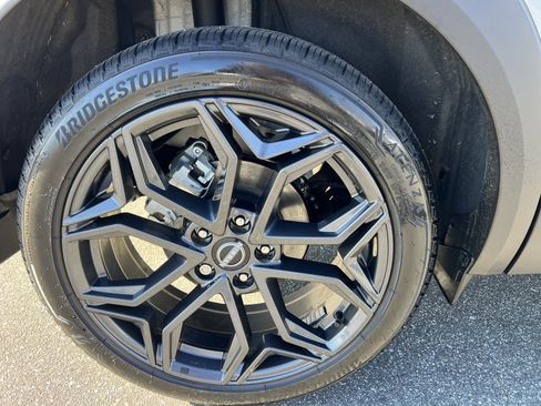 Certified 2025 Nissan Kicks SR w/ SR Premium Package image 11