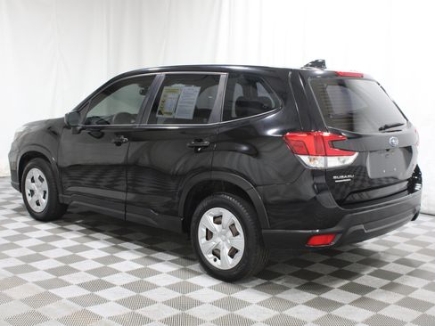 Used 2021 Subaru Forester AWD/4WD image 31