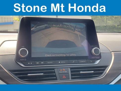 Used 2025 Nissan Altima 2.5 SV FWD image 26