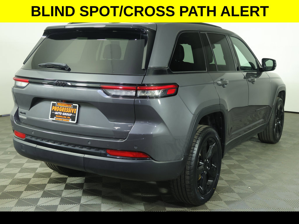 Certified 2024 Jeep Grand Cherokee Altitude AWD/4WD image 10