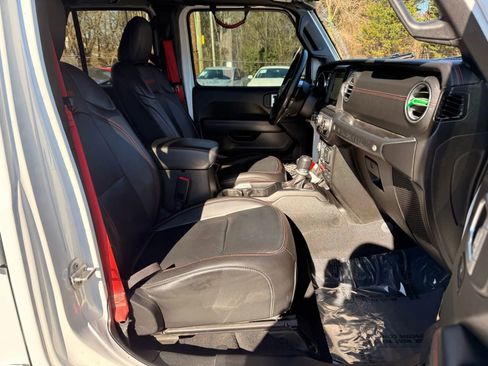 Used 2020 Jeep Wrangler Unlimited Rubicon w/ Quick Order Package 28Y Recon image 25