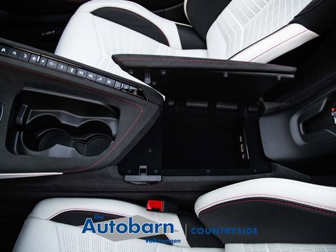 Used 2023 Chevrolet Corvette Stingray Premium Conv RWD image 32