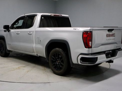 Used 2019 GMC Sierra 1500 Elevation w/ Elevation Value Package image 9