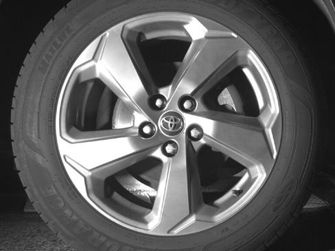 Used 2019 Toyota RAV4 Limited AWD/4WD image 11