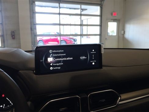 New 2025 MAZDA CX-5 Signature image 23