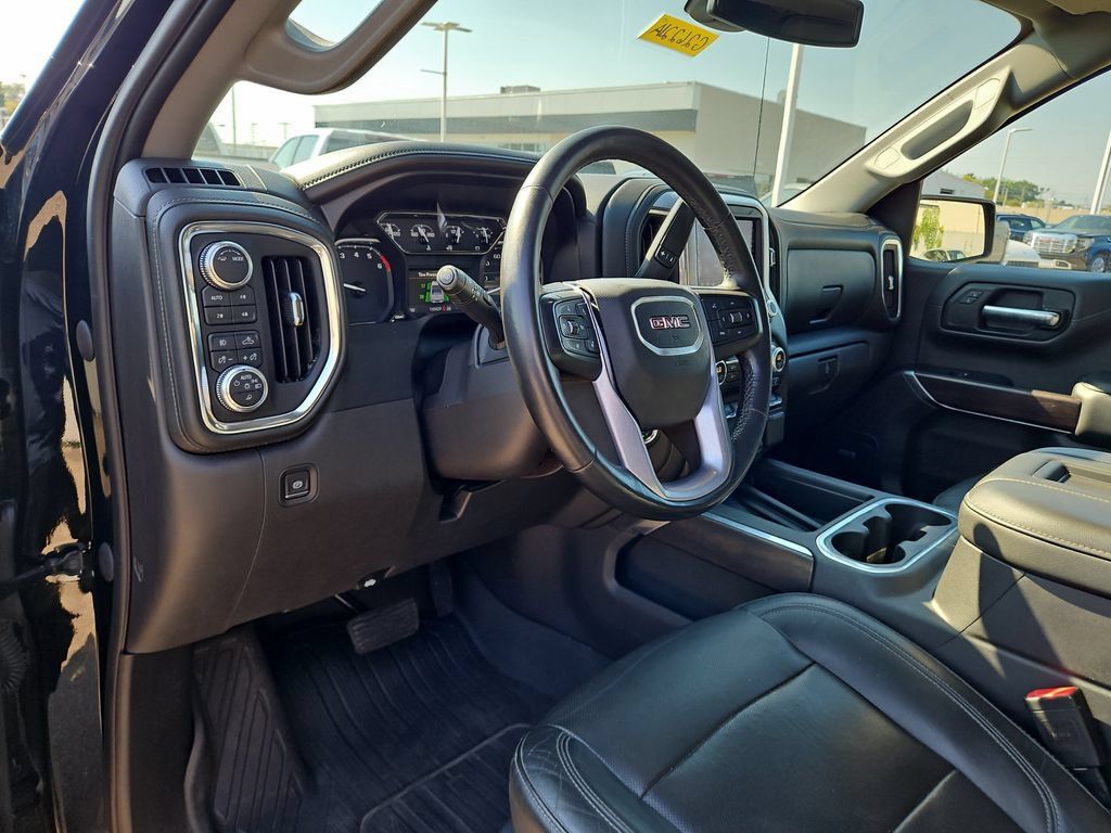 Used 2020 GMC Sierra 1500 SLT w/ SLT Premium Plus Package AWD/4WD image 17