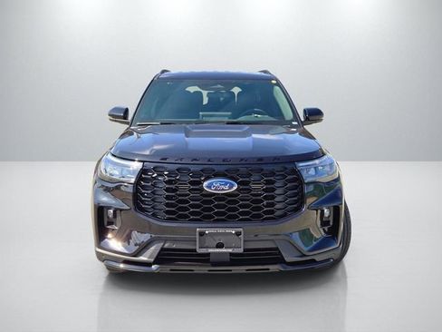 New 2026 Ford Explorer ST-Line RWD image 2