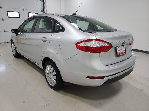 Used 2019 Ford Fiesta S FWD image 9