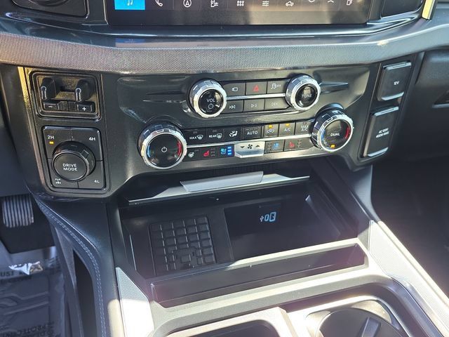 Used 2025 Ford F350 Platinum w/ FX4 Off-Road Package AWD/4WD image 30